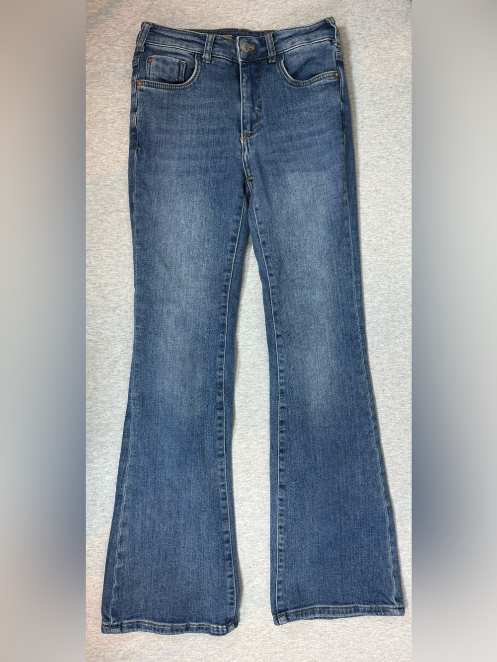Anthropologie Pilcro High-Rise Flare Jeans - Medium Wash - Size 25 Petite